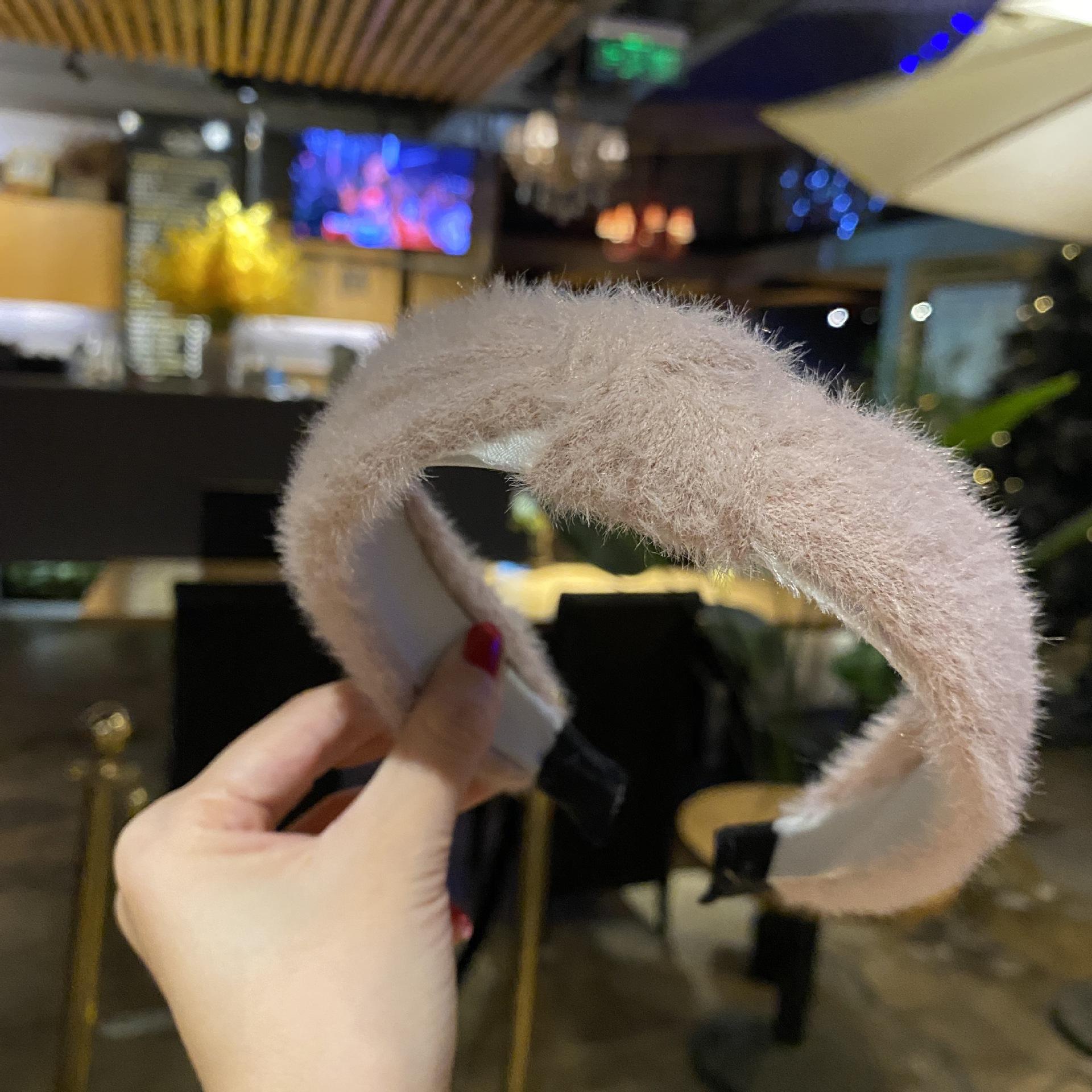 Wholesale Solid Color Fur Headband For Women